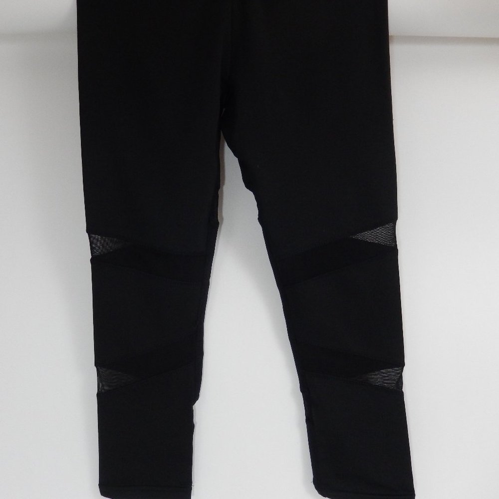 Good Karma Cropped Leggings